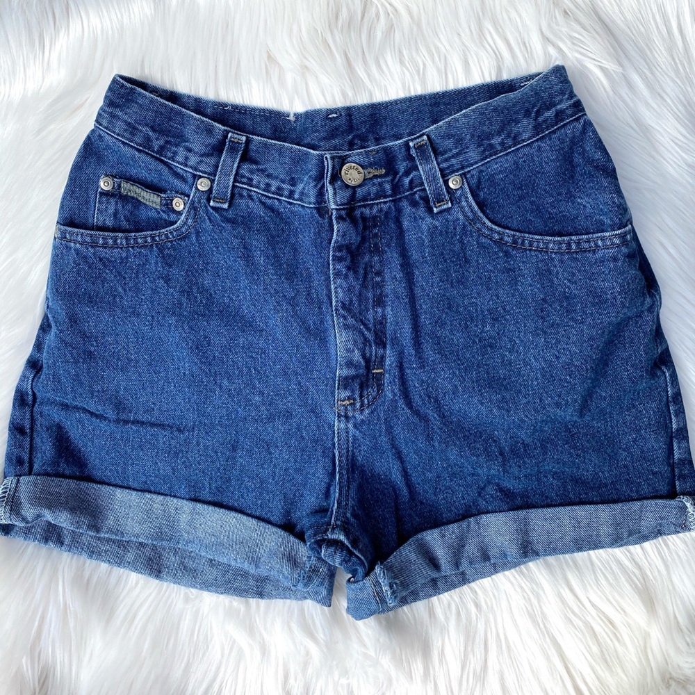 SOLD / VTG LEE • high waisted shorts